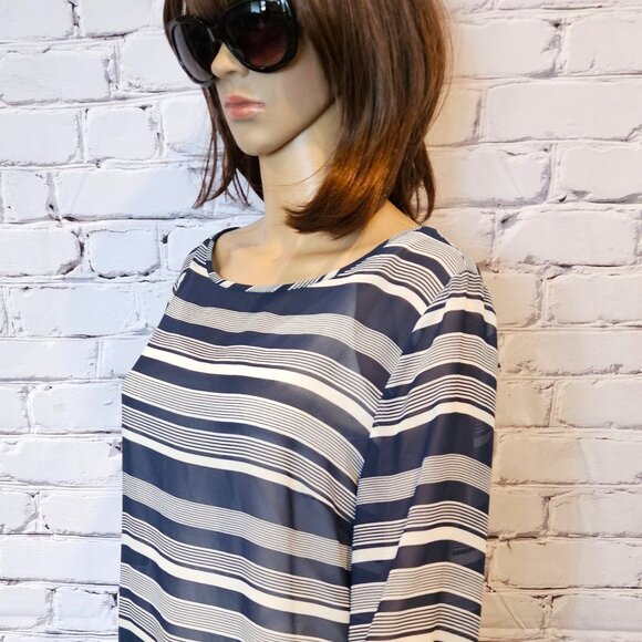 THE LOFT - striped navy/white lightweight 3/4 sleeve blouse - Picture 6 of 10